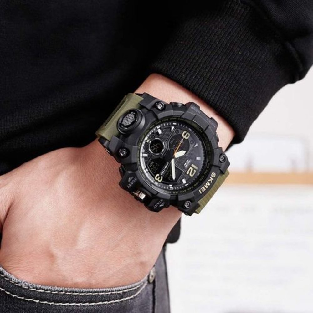 Men's Analog Sports Watch, LED Military Wrist Watch Large Dual Dial Digital